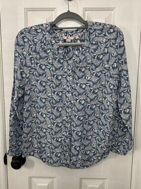 Boden Size 6 Blue and White Floral Pattern Button Front Top